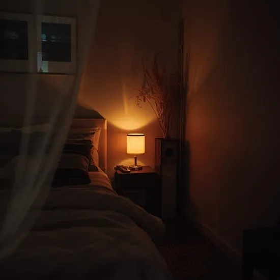 14 small creative bedroom ideas IMG07