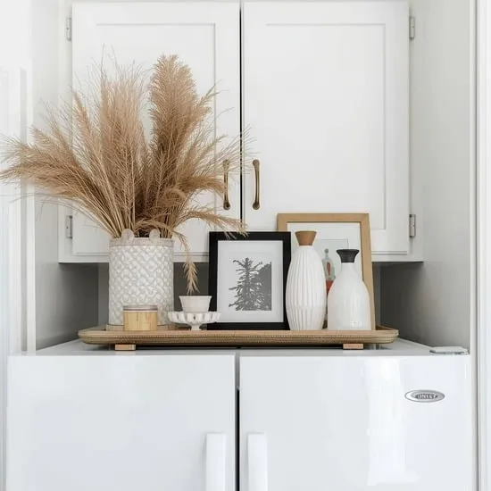 13+ Ways to Style Space Above the Fridge IMG12